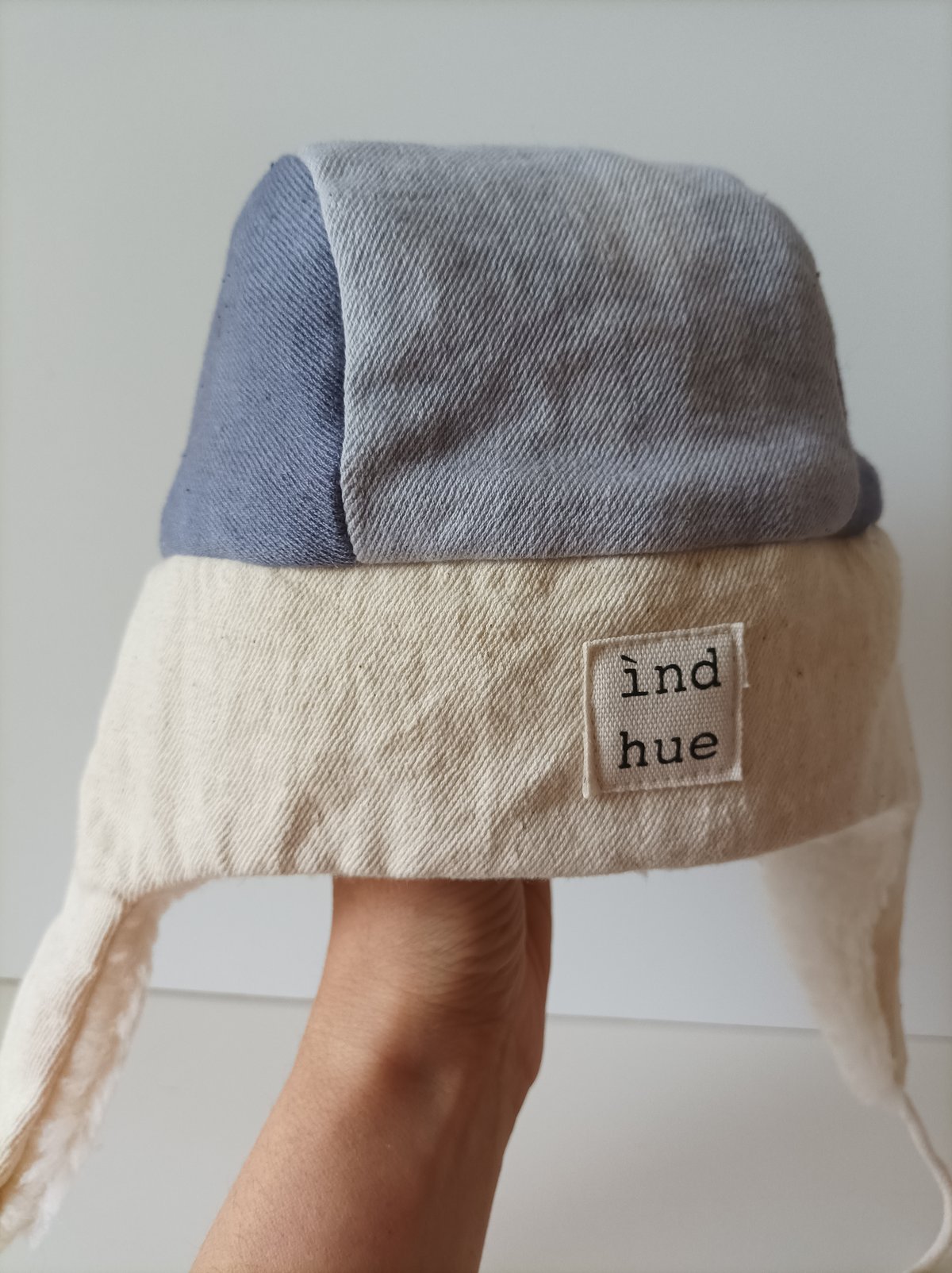 Image of "UNO PER TIPO"_ NATURALLY DYED HAT n 08