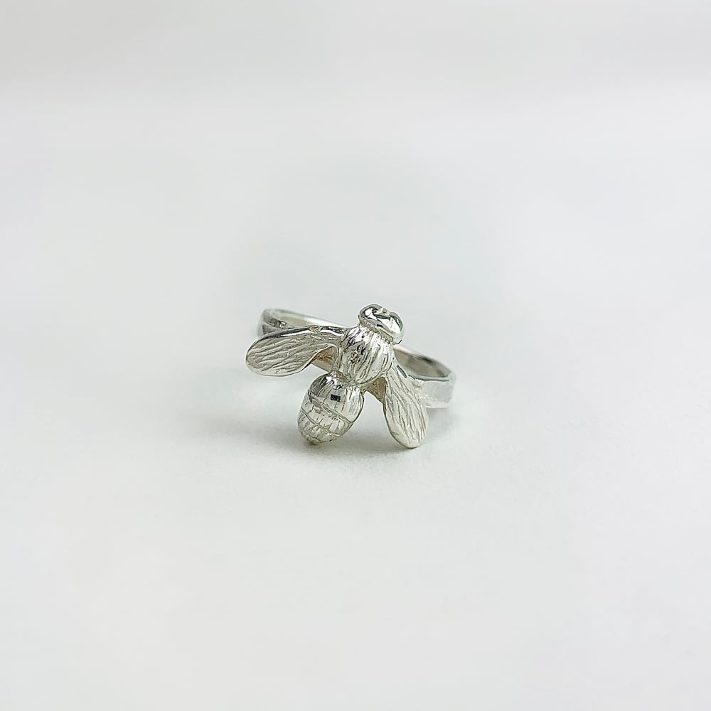 Image of Honey Bee Ring