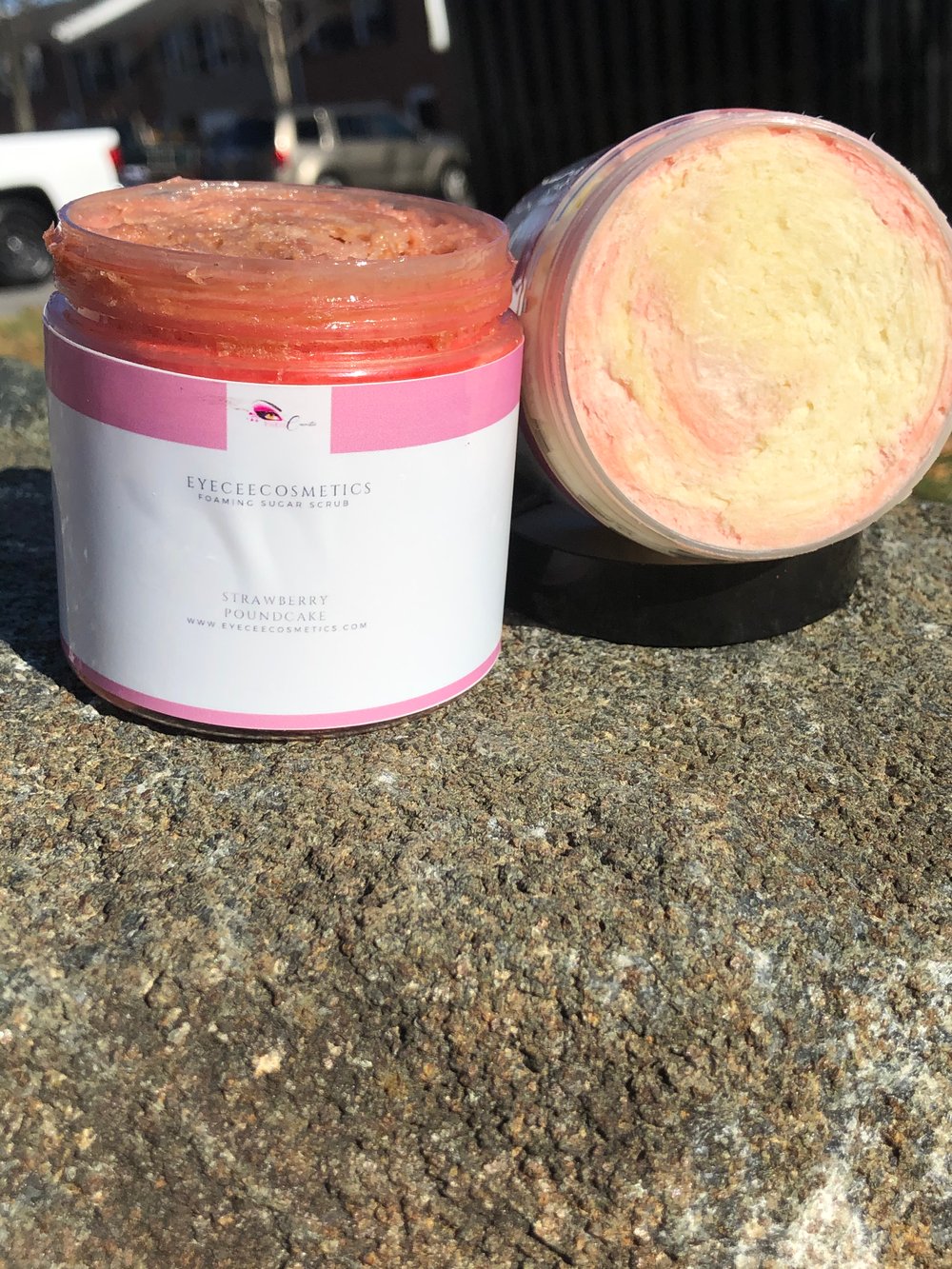 Image of Strawberry Poundcake 