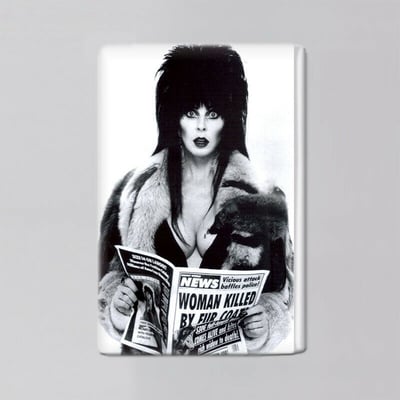 Image of Elvira - Fur Coat / Magnet