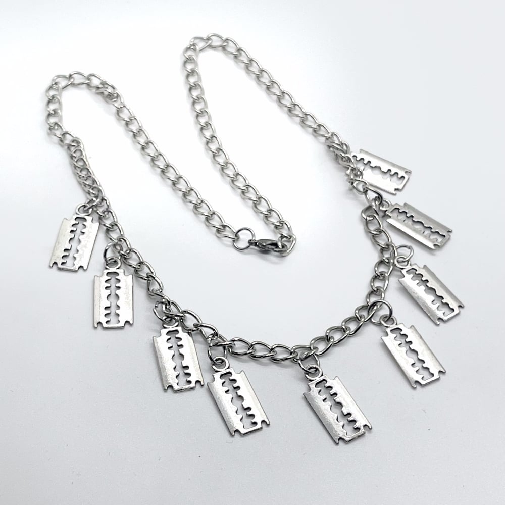 Razor Necklace