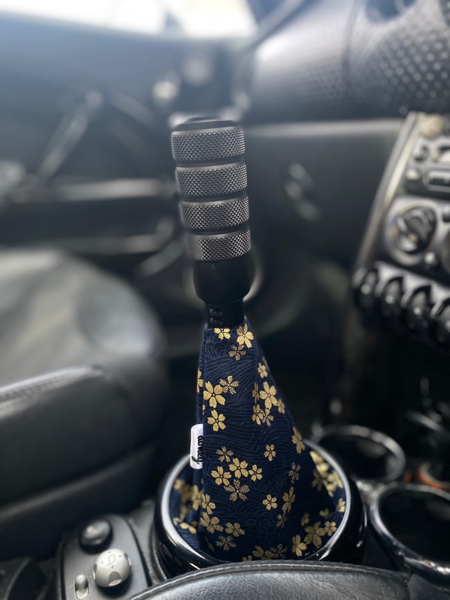 Navy & gold metallic flowers