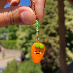 Image of Carrot Earrings