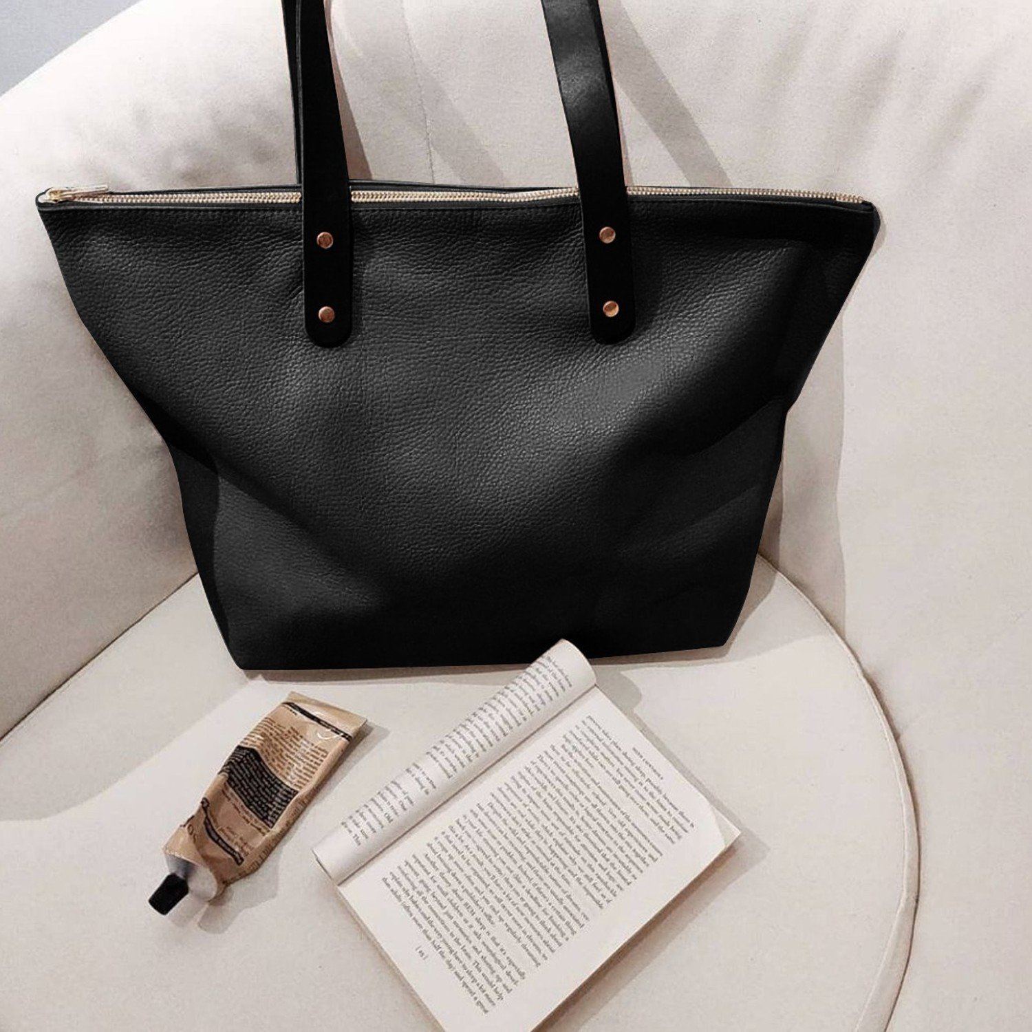 Image of Tania Zip Tote Black