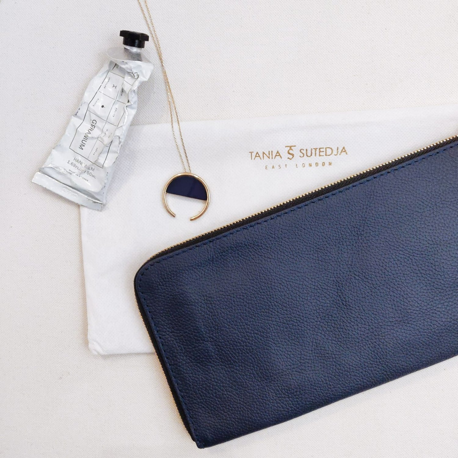 Image of Classic Zip Purse Navy