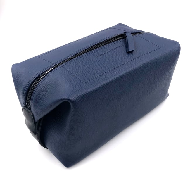Navy grained leather Travel case - black zipper