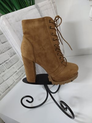 Image of CHUNKY LACE UP BOOTIE