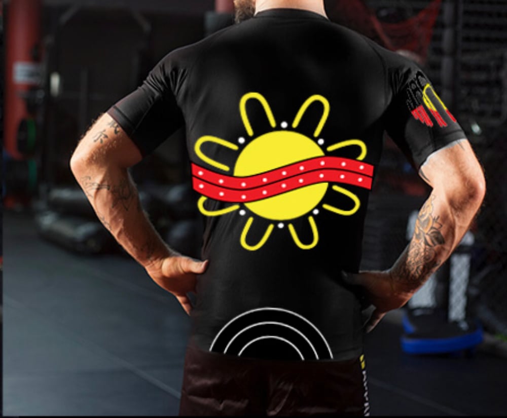 MAAYUL [-o-] adult rash guard 