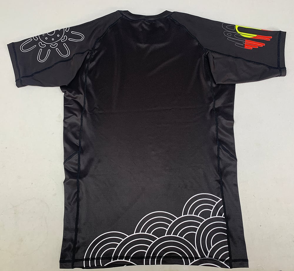 MAAYUL songlines youth rash guard