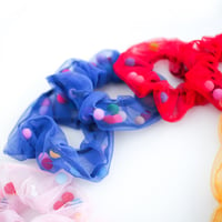 Image 2 of Scrunchie i tyll