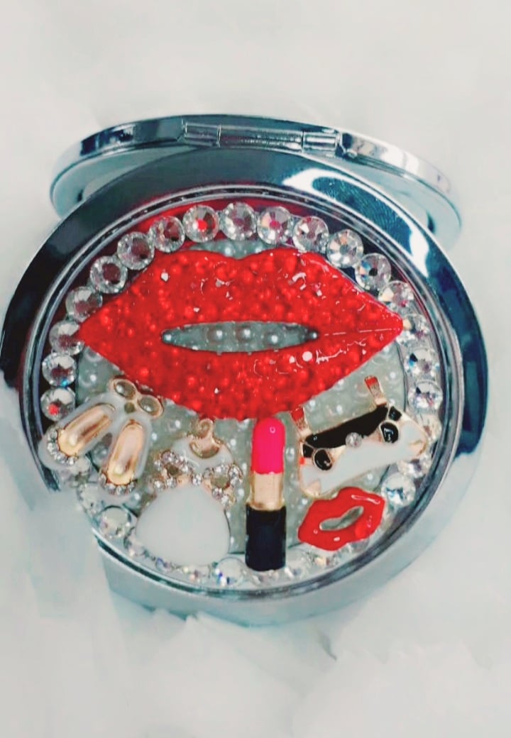 Diva Designs Compact Mirrors & Makeup Tools