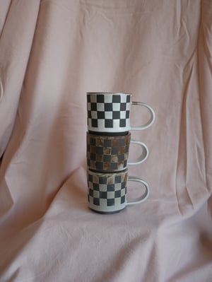 Image of Black and White Checkerboard Mug (Colour Variation)