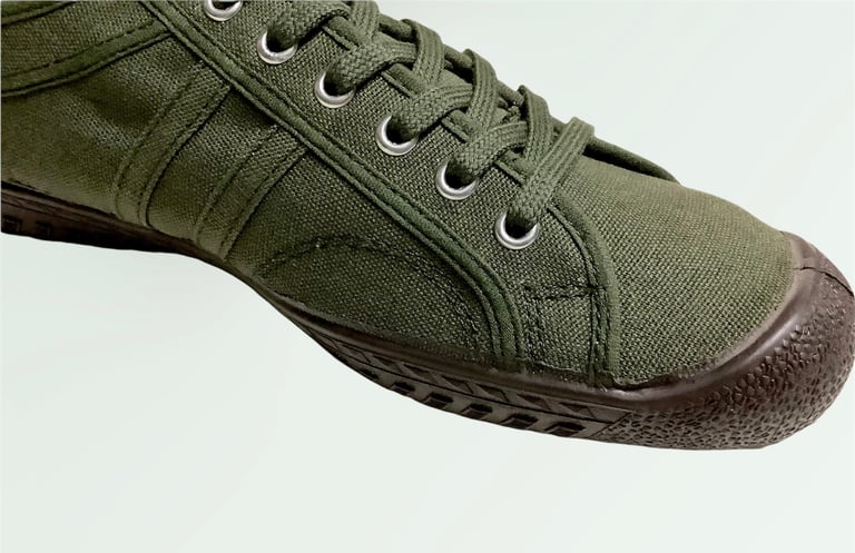 Inn-stant canvas olive lo top sneaker shoes made in Slovakia Image 5