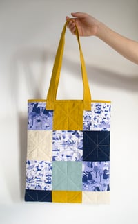 Image 5 of Quilted Tote bag 