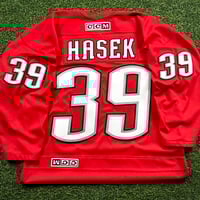 Image 2 of 2000 CCM NHL Practice Jersey Buffalo Sabres Dominik Hasek Red Alternate Sz. M