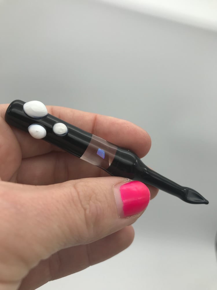 Image of Black opal mini scoop