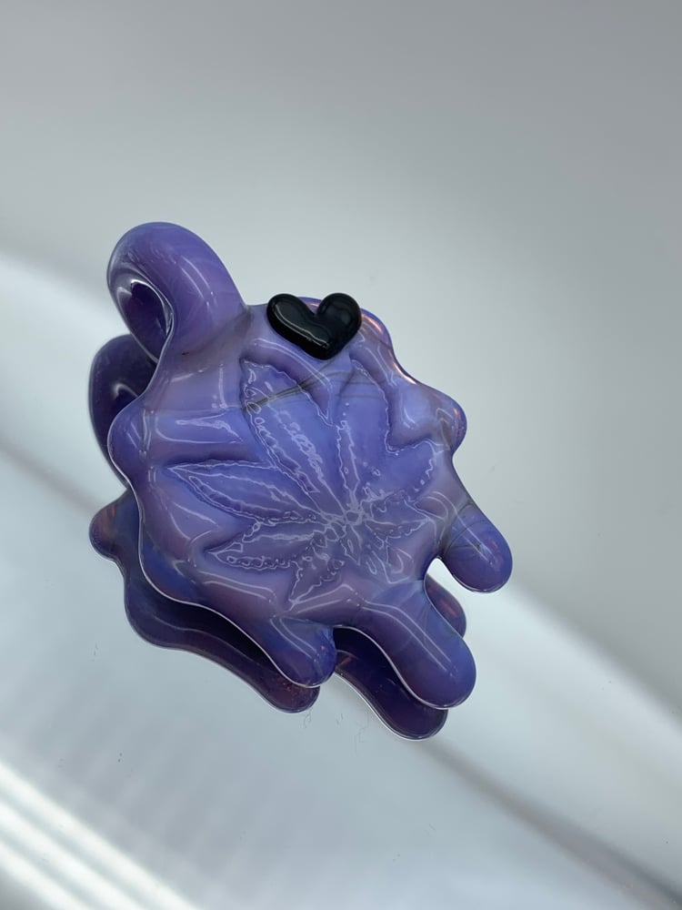 Image of Purple leaf drip 