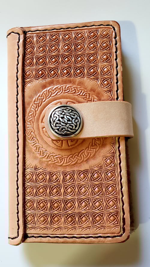 Image of Custom Hand Tooled Leather Smartphone smart phone case. Made to fit any phone. 