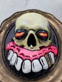 Image 3 of SKULLPTURE 