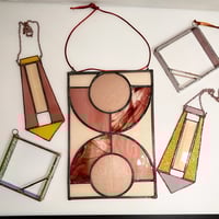 Image 3 of Circle Panel in Mauve