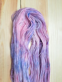 Image 2 of Glinda yarn