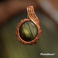 Image 1 of Labradorite (round)