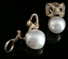 SUBSTANTIAL1970s 18CT YG 11.5MM BAROQUE CULTURED PEARL DIAMOND BOW CLIP EARRINGS
