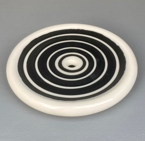 Image of SOAP DISH, BLACK & WHITE STRIPED