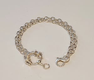Image of Chain Bracelet w/ Circle Element