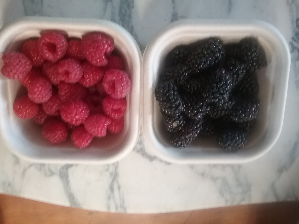 The 3 small berry fruit salad mix.