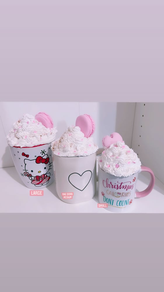 Image of Mug topper with handmade macaroon ☕️