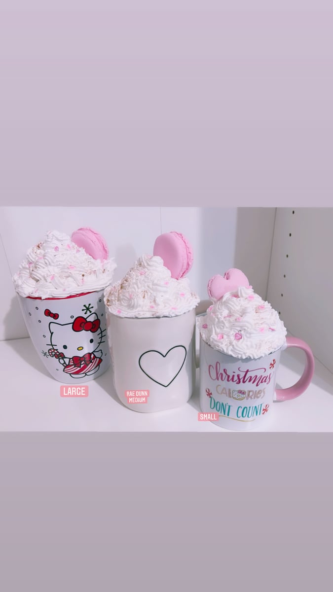 Mug topper with handmade macaroon ☕️