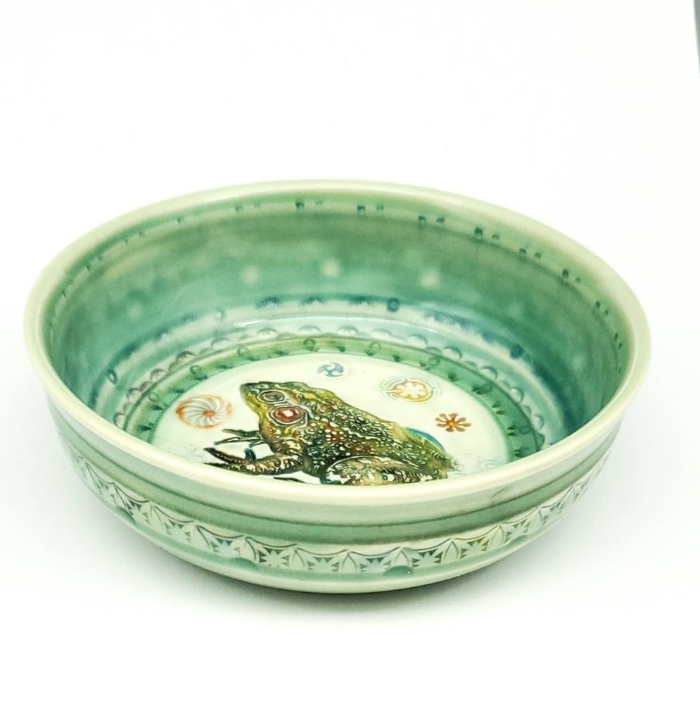Image of Green Frog Dish