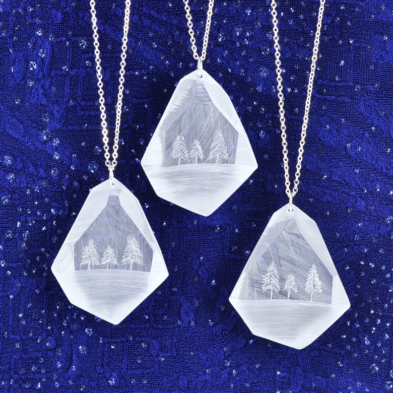 Image of Pine Tree Crystal Pendant Necklace