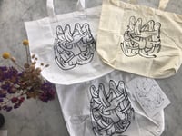 Tote bag