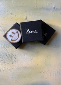 Image 1 of Smiley Brooch - Pearl