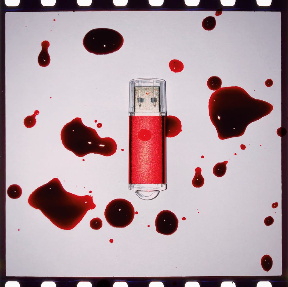 Image of GUIDELINE-FREE USB STICK (LIMITED EDITION)