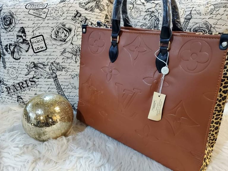 ONTHEGO GM Wild at Heart – Keeks Designer Handbags