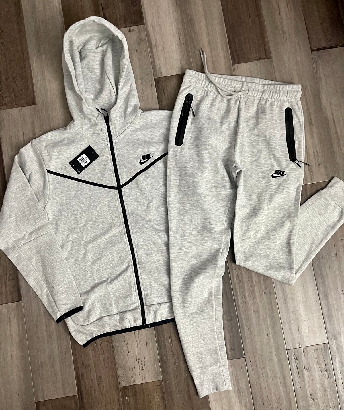 Men’s Light Grey Slim Fit Tech Zip Up Hoodie Sweatpants Set