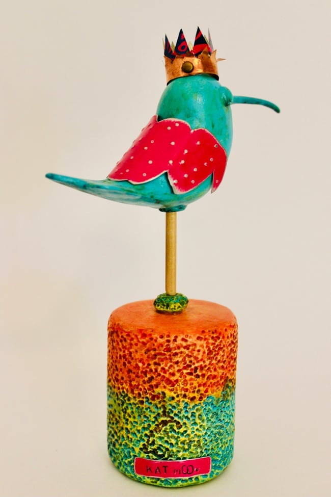 Garden Queen Royal Hummingbird Sculpture