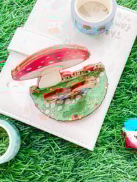 Image 4 of Vmin In Mushroomland Wooden Standee [2nd Batch]
