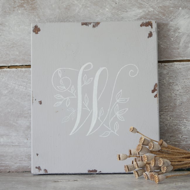 Painted Monogram - W - Grey