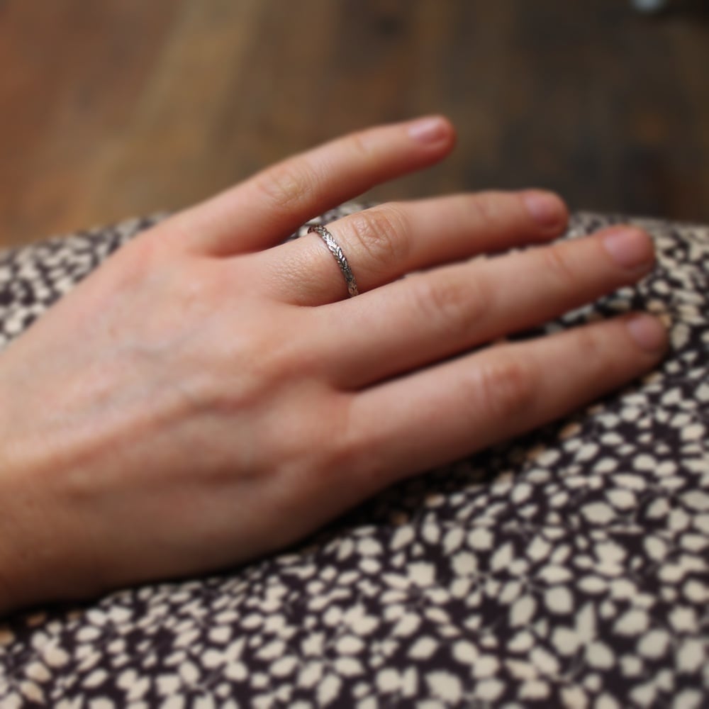 Simple sparkling sales band ring