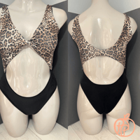 Image 10 of Sample sale 