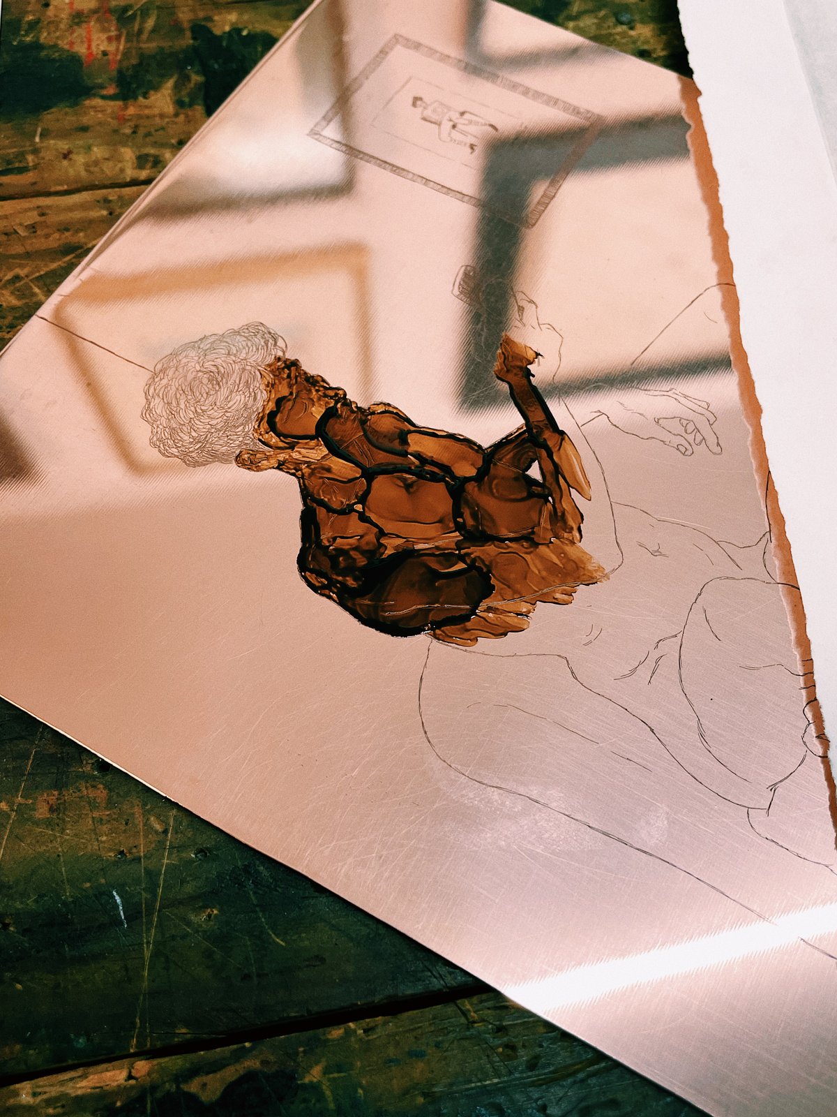 Boy Texting (Etching/Grabado)