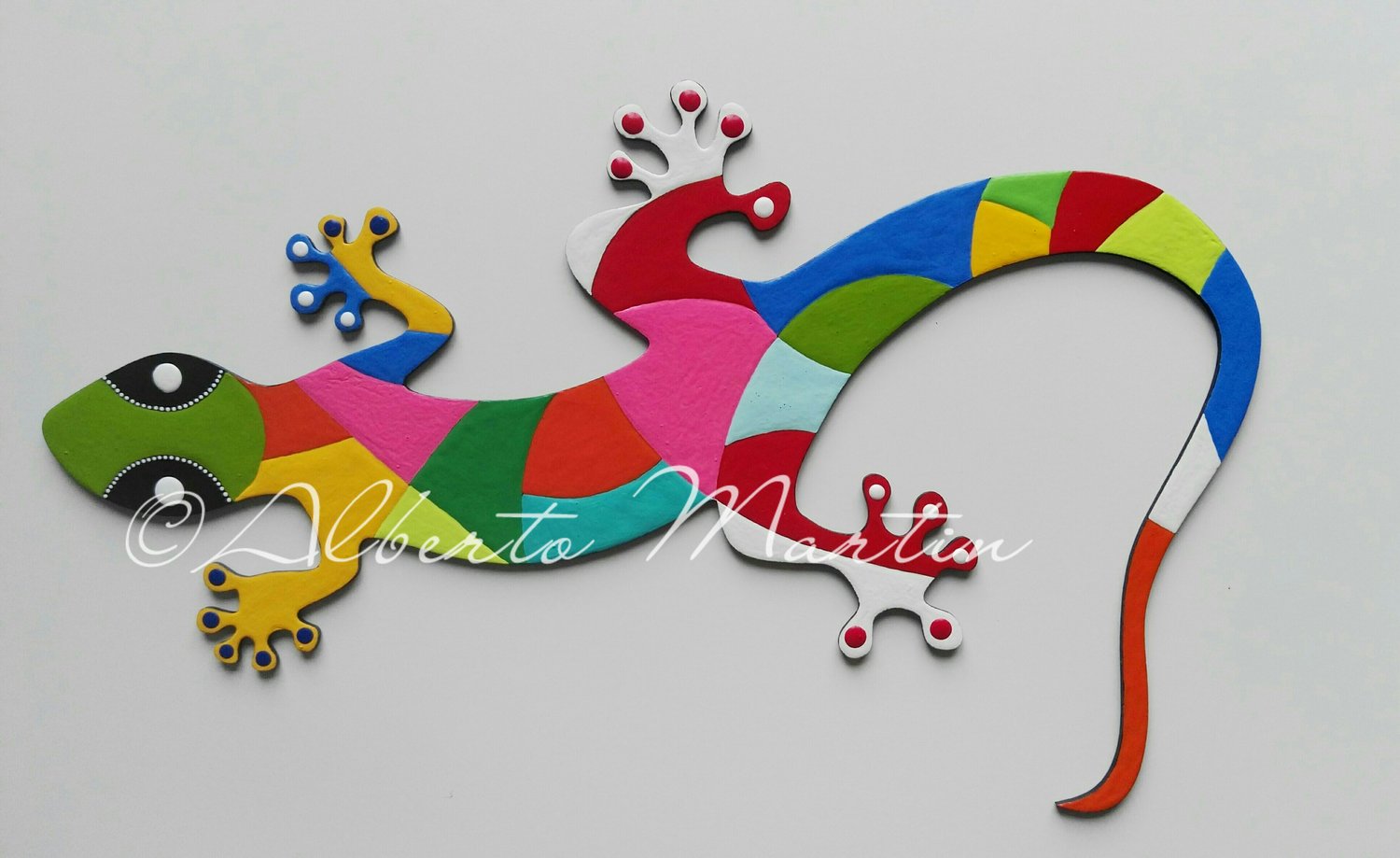 Image of Lizard - Gecko 8/ dot art mdf/ handpainted/ Gift ideas/ by Alberto Martin