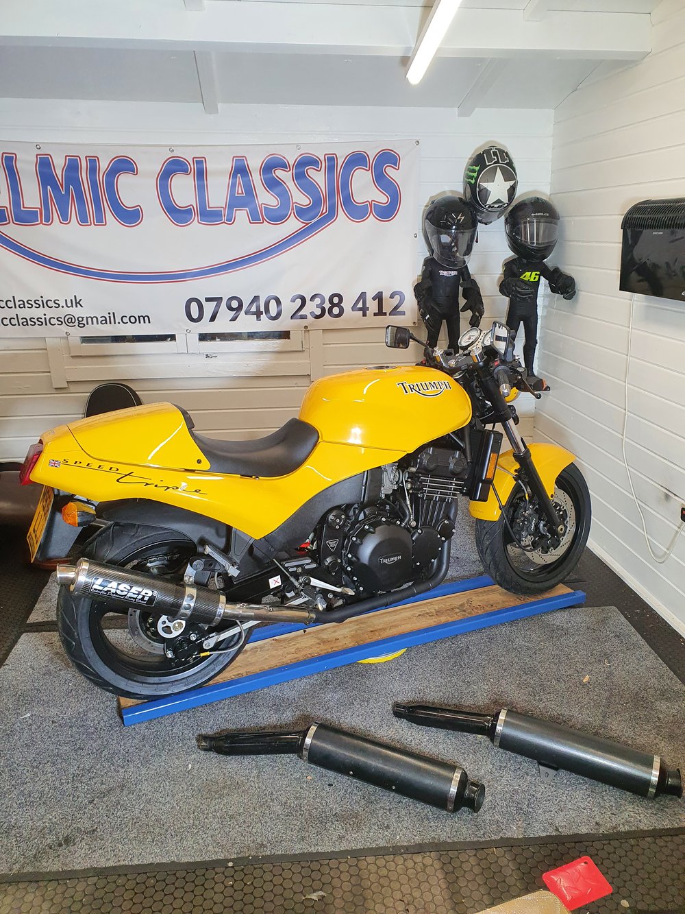 Triumph Speed triple 900