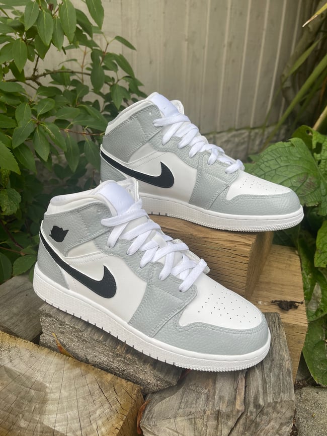 Jordan 1 - Smoke Grey 