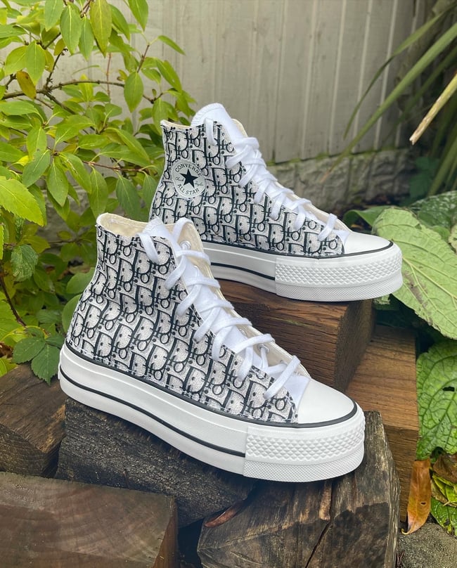 Converse - Black Dior