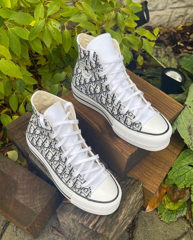 Converse - Black Dior